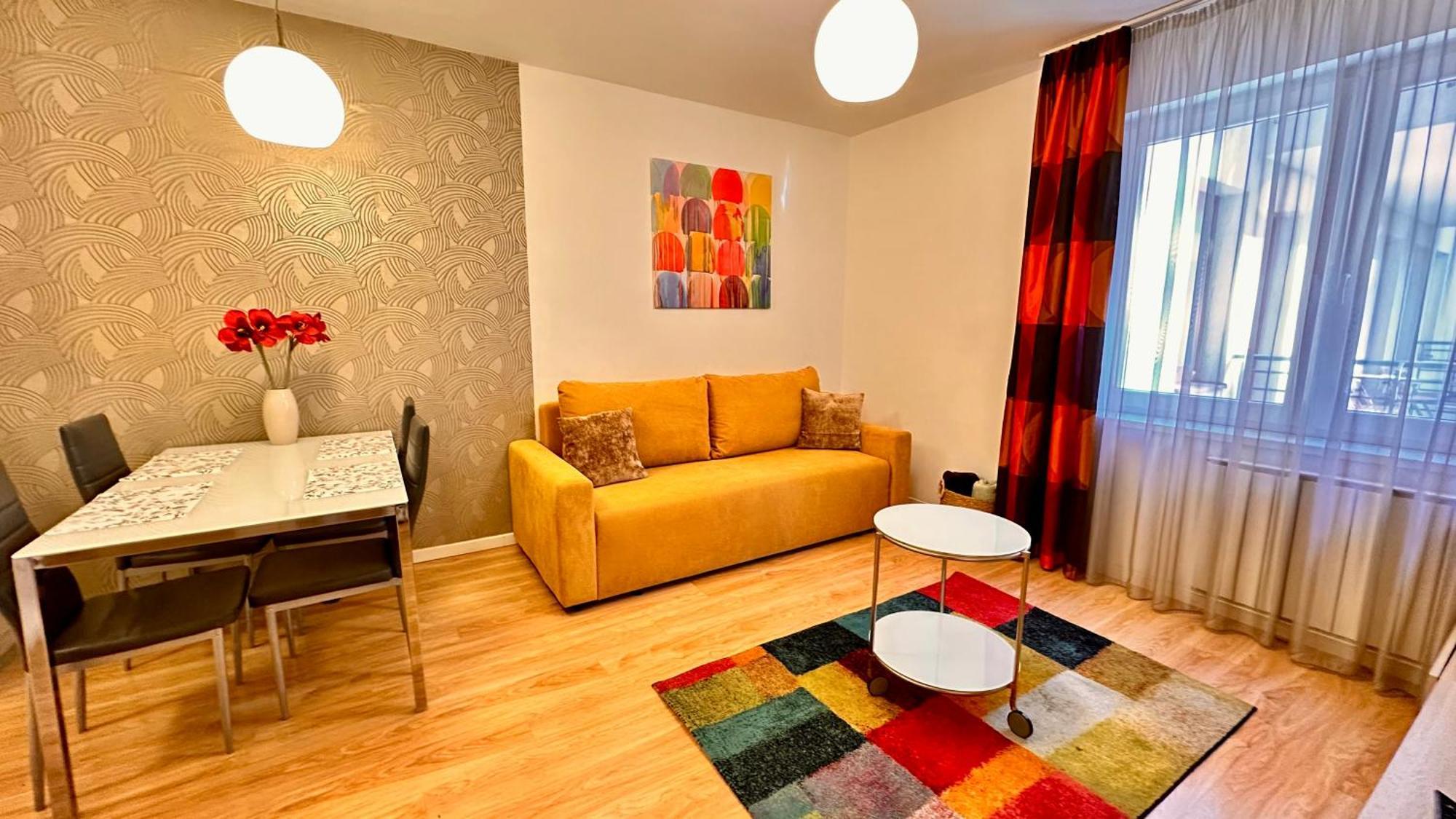 The Prince'S Neighbour Apartment Budapest With Free Garage Екстер'єр фото
